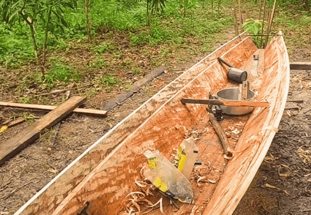 arte-carpintaria-naval-ribeirinha-canoa-amazonica